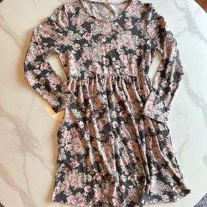 Pinkblush Size Large - maternity dress